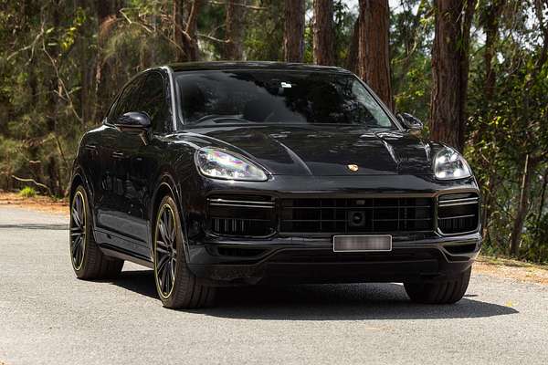 2020 Porsche Cayenne Turbo S E-Hybrid 9YB