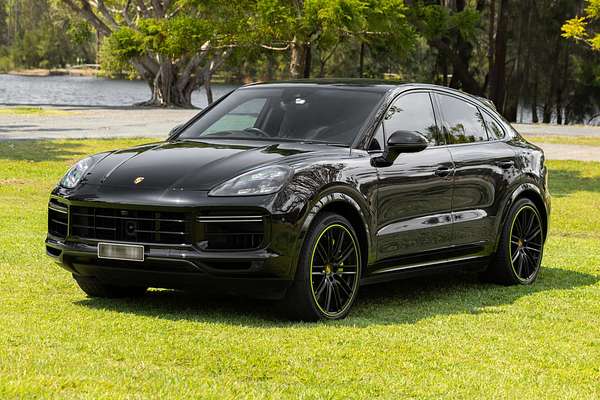 2020 Porsche Cayenne Turbo S E-Hybrid 9YB