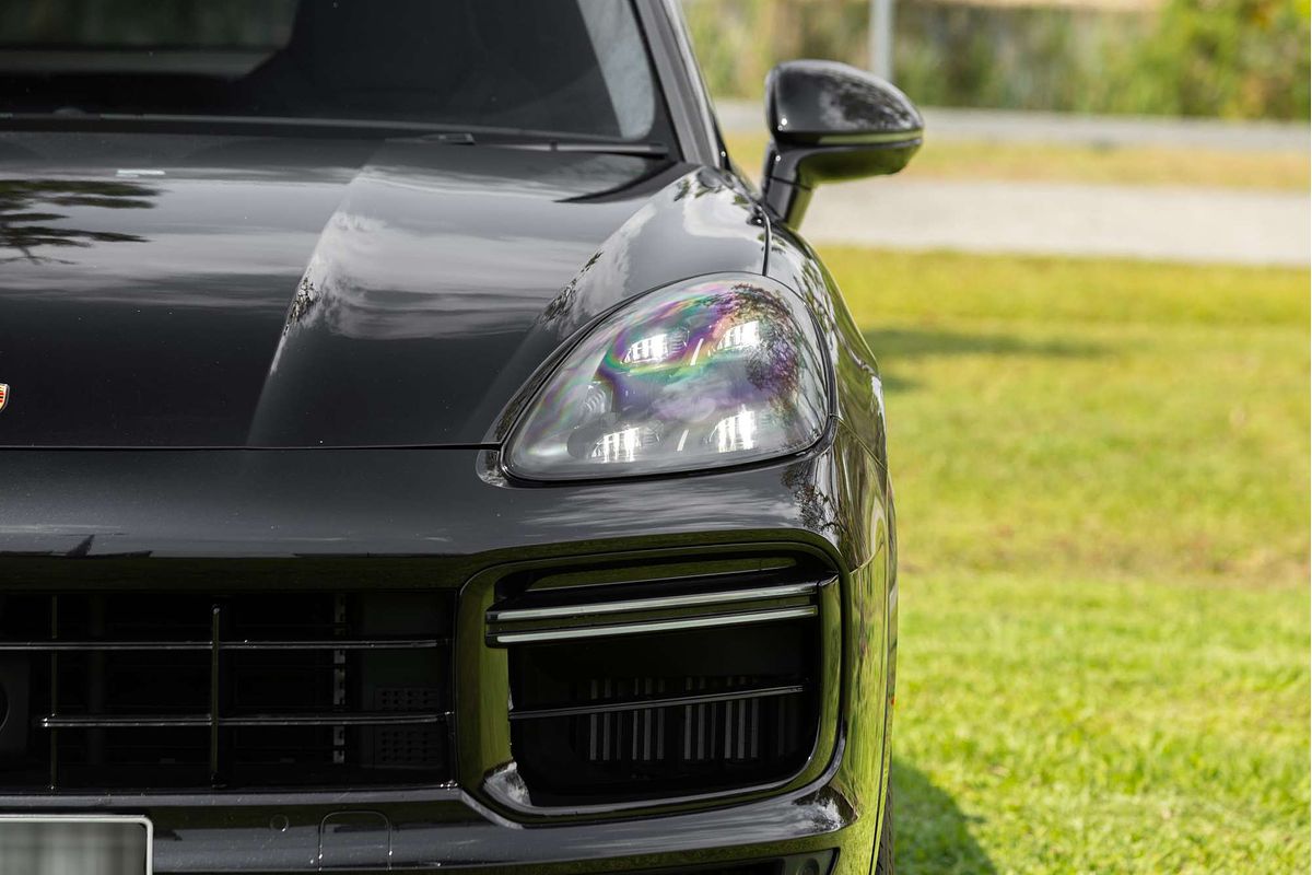 2020 Porsche Cayenne Turbo S E-Hybrid 9YB