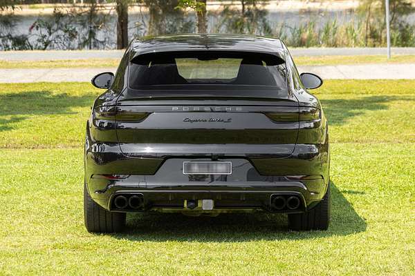 2020 Porsche Cayenne Turbo S E-Hybrid 9YB