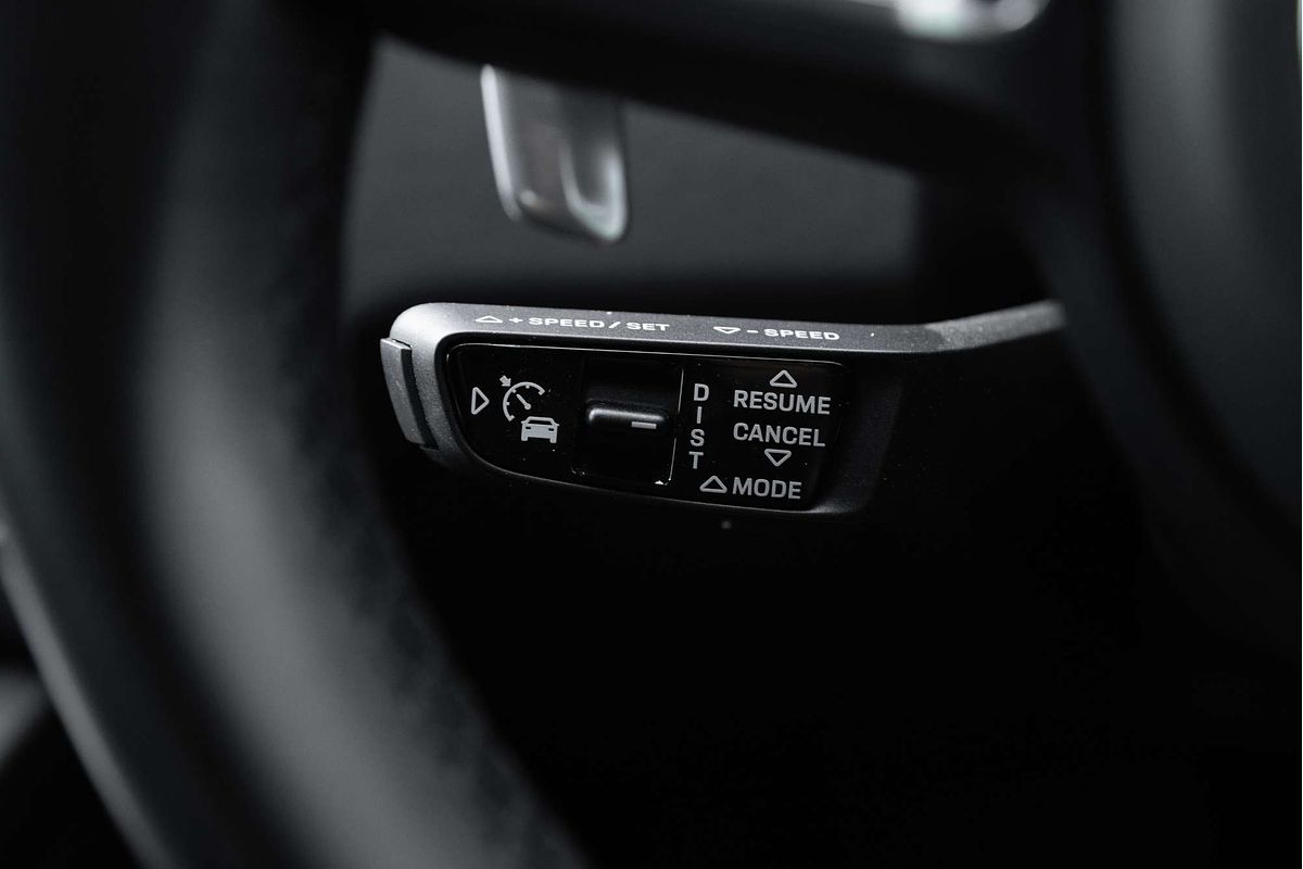 2020 Porsche Cayenne Turbo S E-Hybrid 9YB