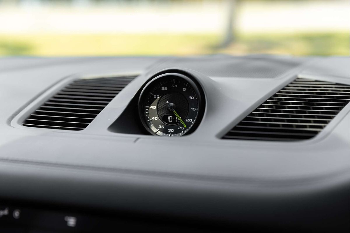 2020 Porsche Cayenne Turbo S E-Hybrid 9YB