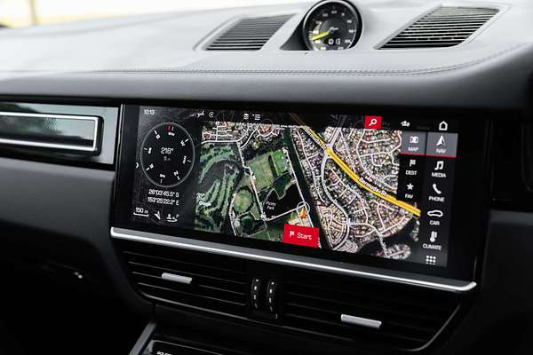 2020 Porsche Cayenne Turbo S E-Hybrid 9YB