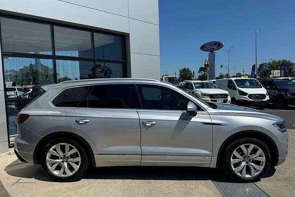 2022 Volkswagen Touareg 210TDI Elegance CR