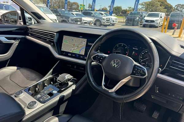 2022 Volkswagen Touareg 210TDI Elegance CR