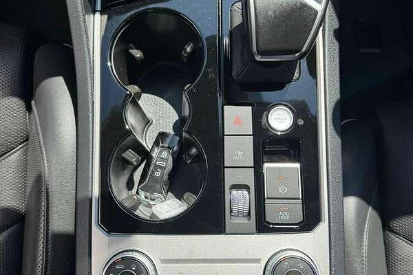 2022 Volkswagen Touareg 210TDI Elegance CR