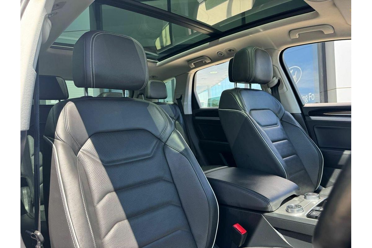 2022 Volkswagen Touareg 210TDI Elegance CR