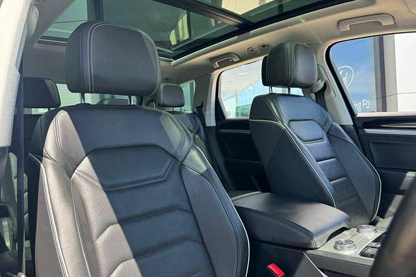 2022 Volkswagen Touareg 210TDI Elegance CR