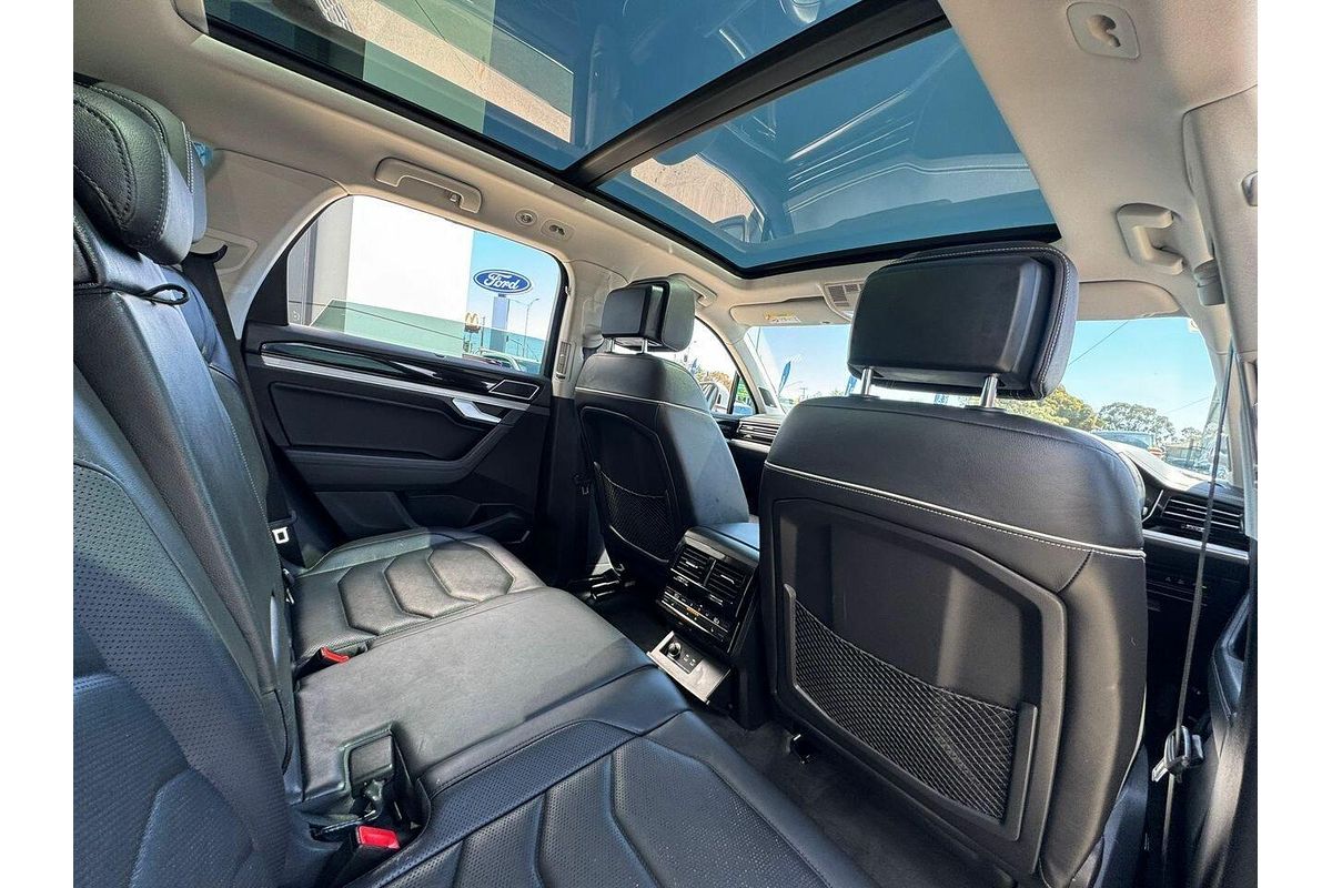 2022 Volkswagen Touareg 210TDI Elegance CR