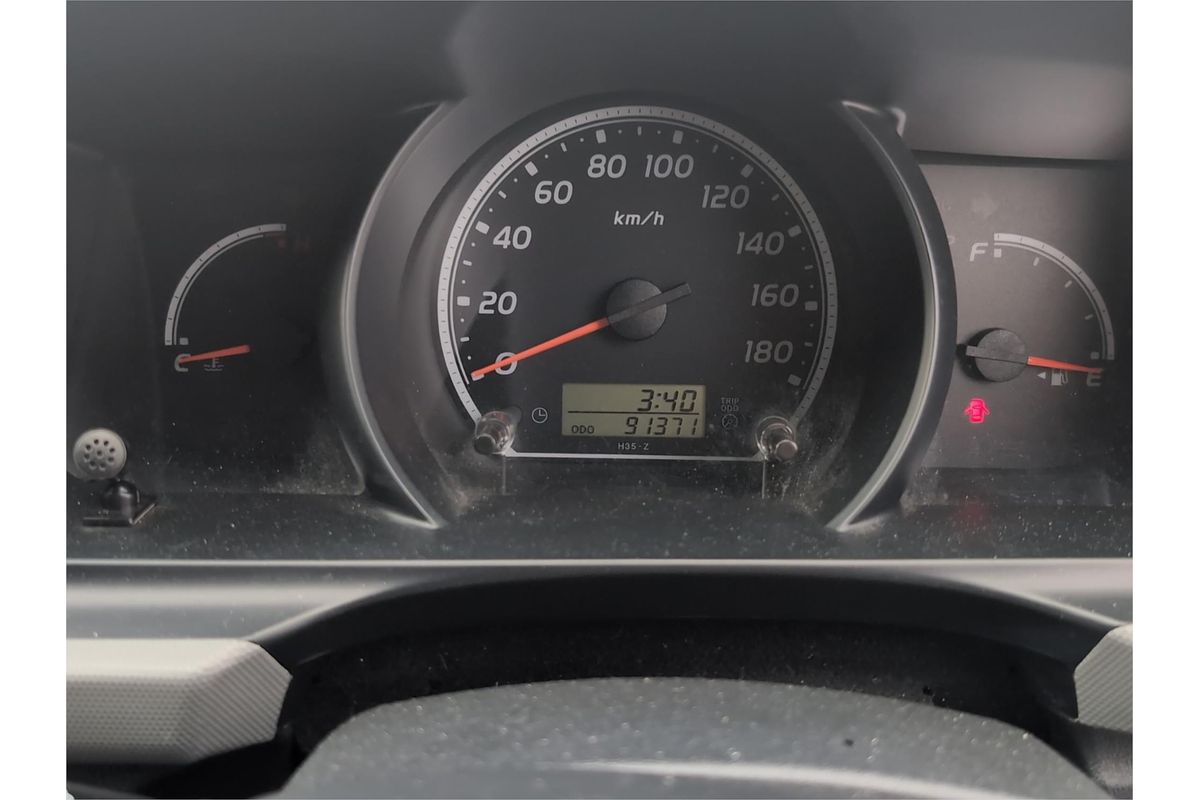 2013 Toyota Hiace 4WD