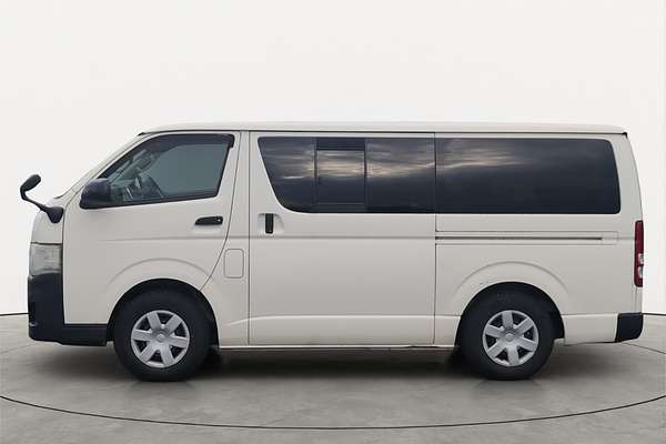 2013 Toyota Hiace 4WD