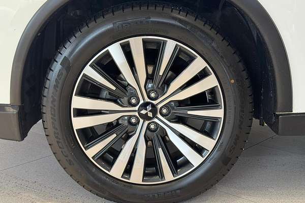 2020 Mitsubishi Outlander LS ZL