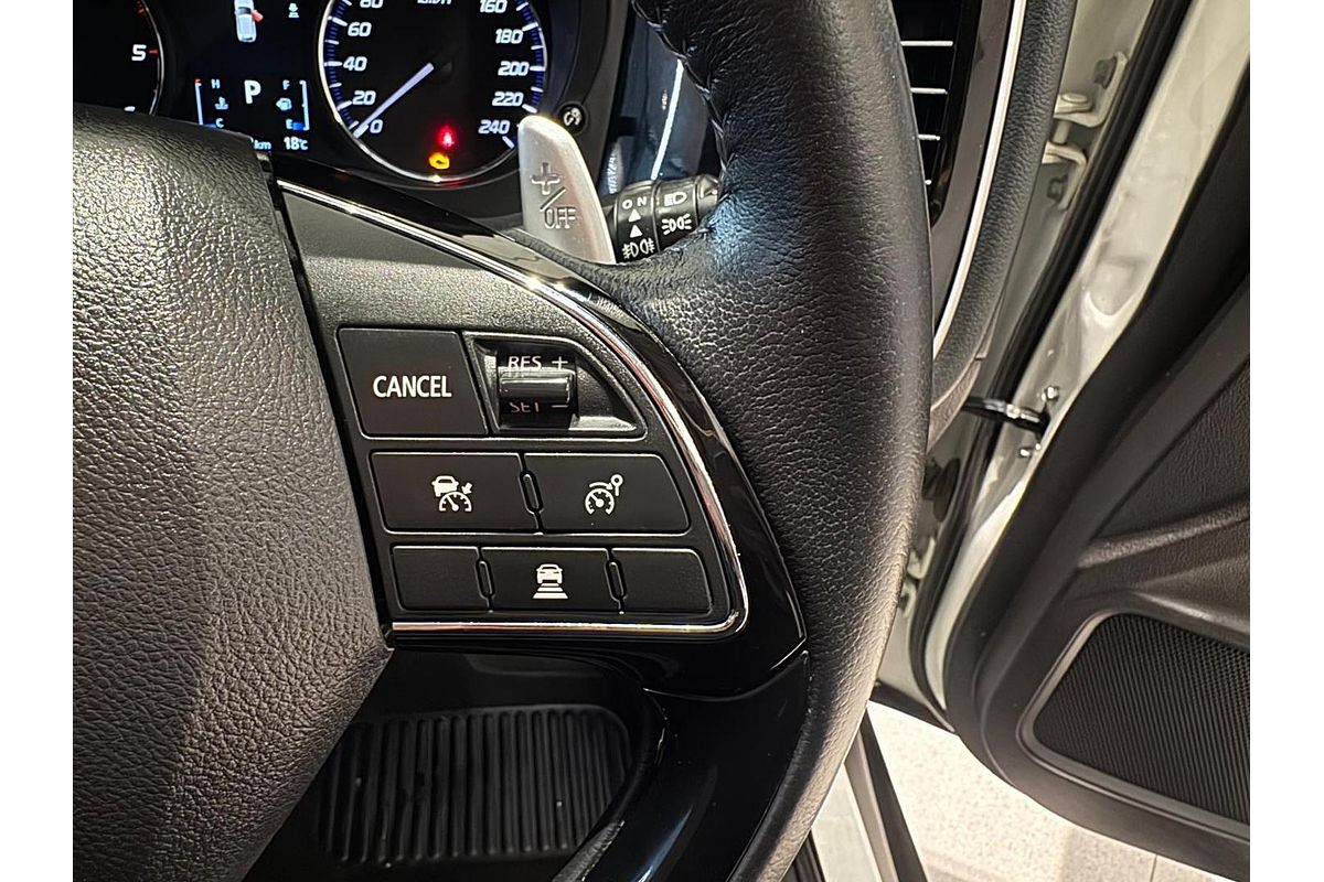 2020 Mitsubishi Outlander LS ZL