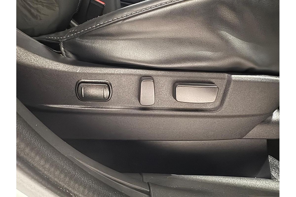 2020 Mitsubishi Outlander LS ZL