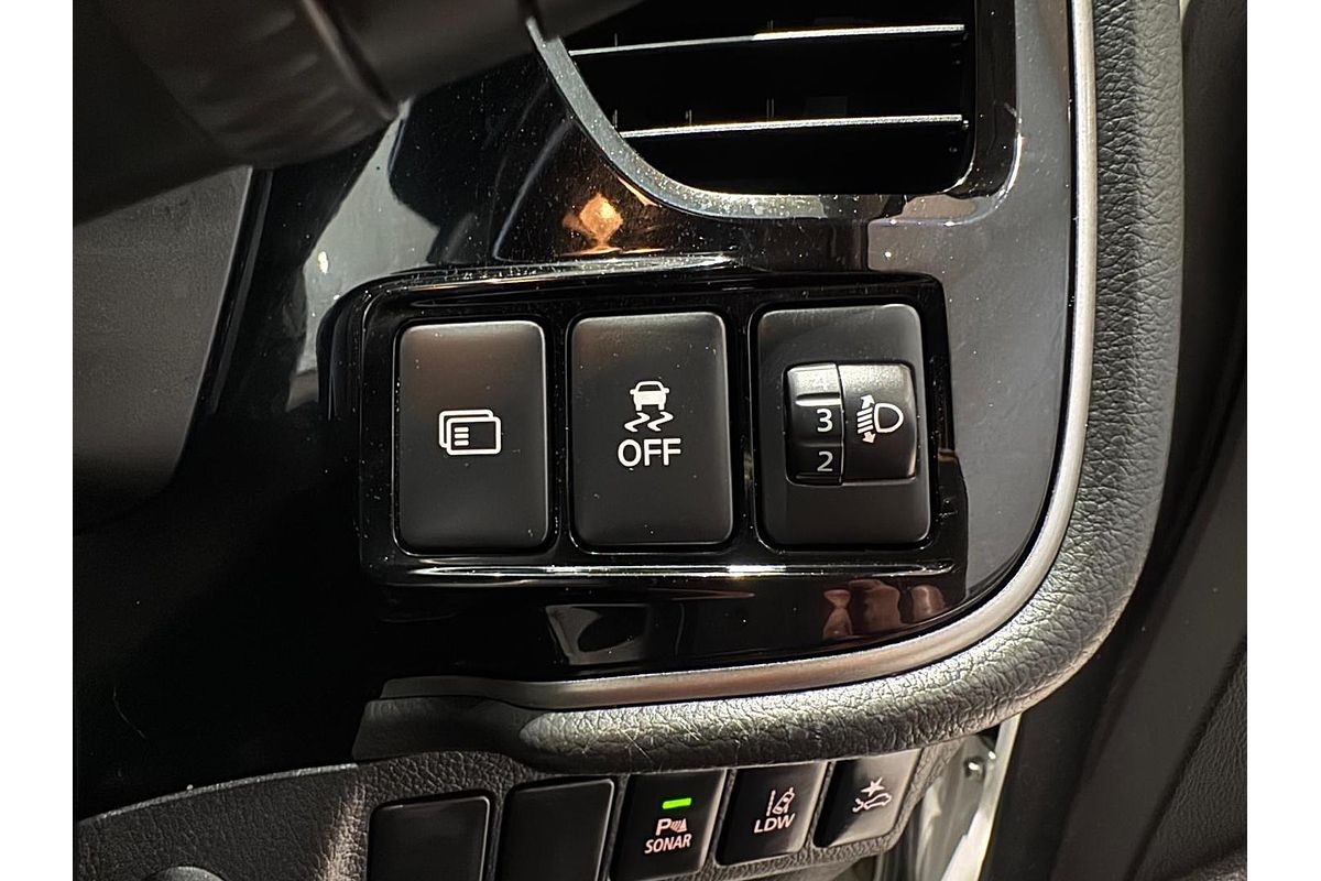 2020 Mitsubishi Outlander LS ZL