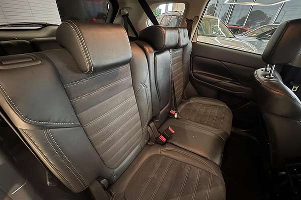 2020 Mitsubishi Outlander LS ZL