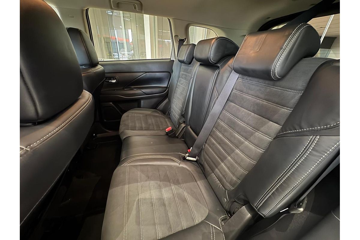 2020 Mitsubishi Outlander LS ZL