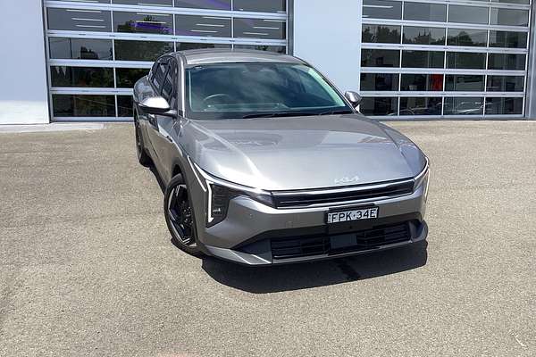 2025 Kia K4 GT-Line CL4m