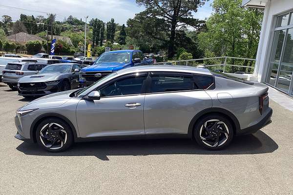 2025 Kia K4 GT-Line CL4m