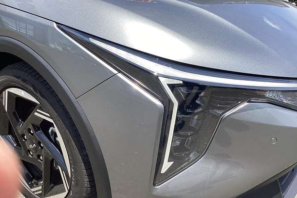 2025 Kia K4 GT-Line CL4m