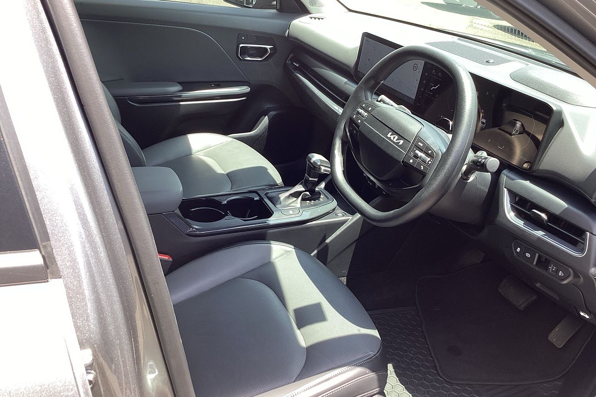 2025 Kia K4 GT-Line CL4m