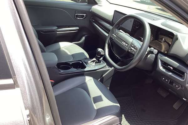 2025 Kia K4 GT-Line CL4m