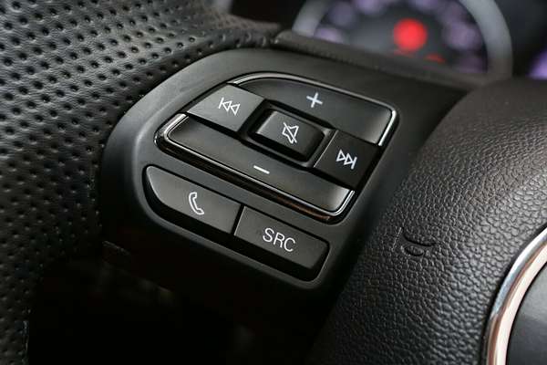 2024 MG ZS Excite AZS1