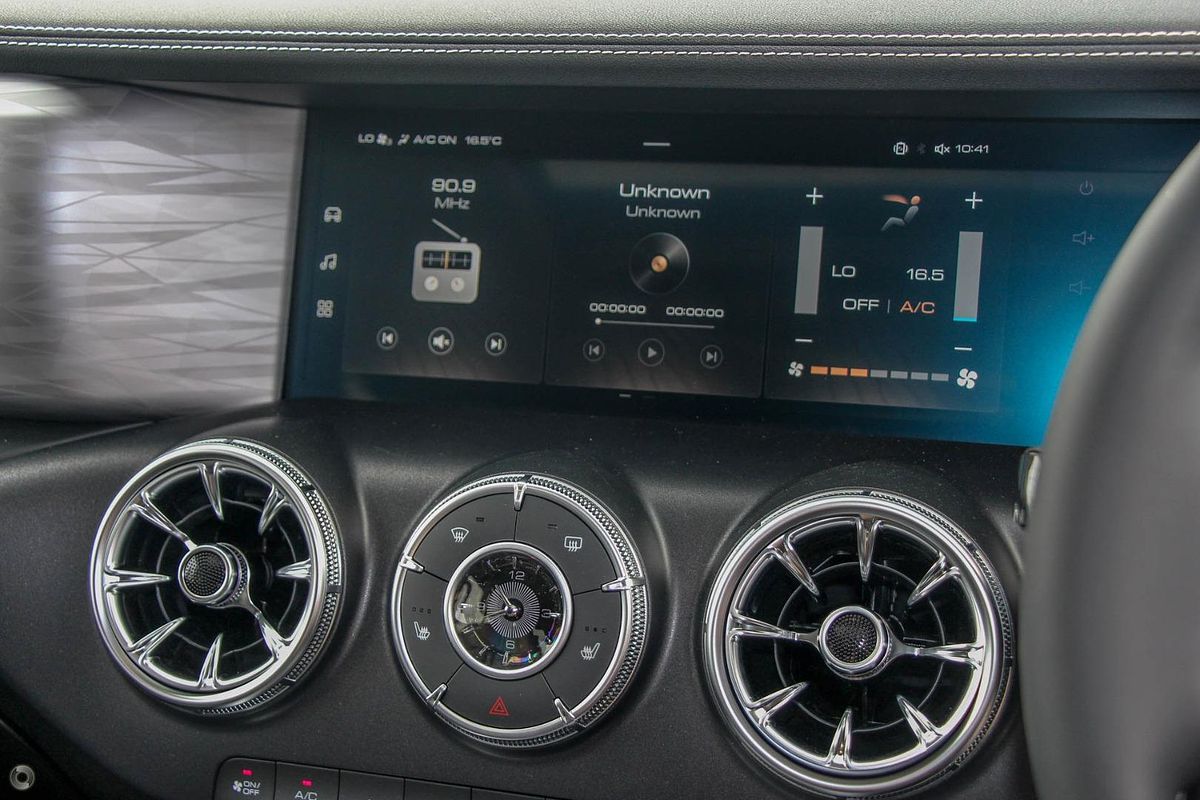 2025 GWM Tank 300 Ultra P01