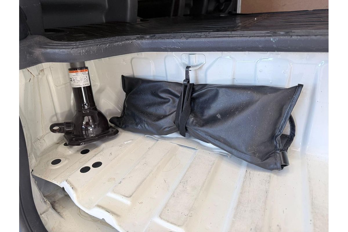 2020 Toyota Hiace GDH300R LWB