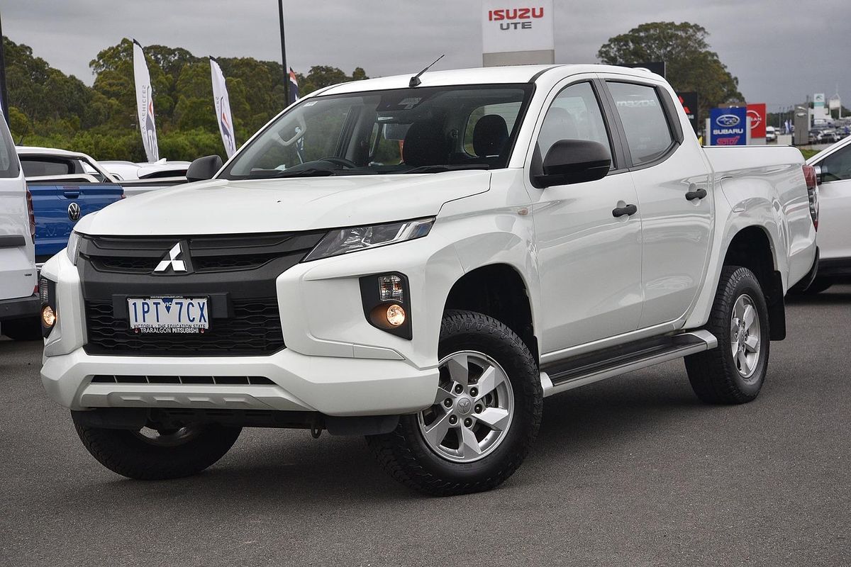 2019 Mitsubishi Triton GLX+ MR 4X4