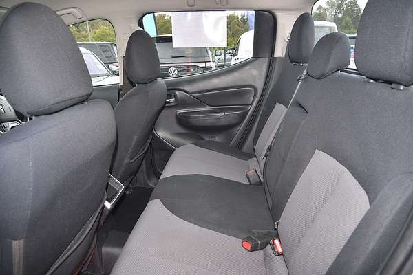 2019 Mitsubishi Triton GLX+ MR 4X4