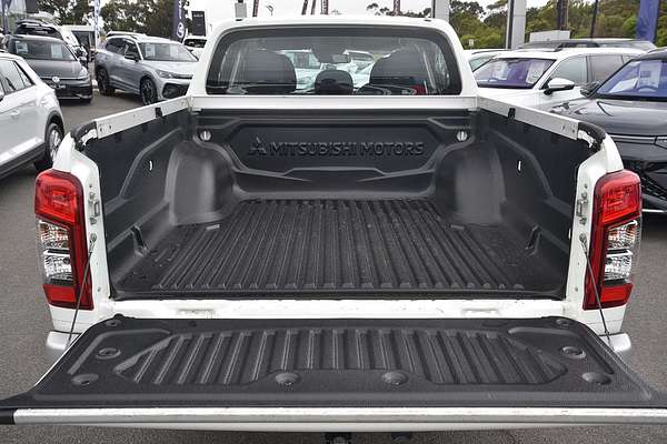 2019 Mitsubishi Triton GLX+ MR 4X4