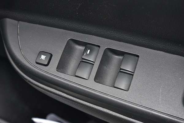 2019 Mitsubishi Triton GLX+ MR 4X4