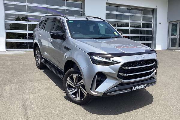 2025 Isuzu MU-X LS-T