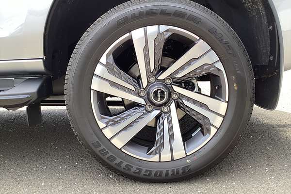 2025 Isuzu MU-X LS-T