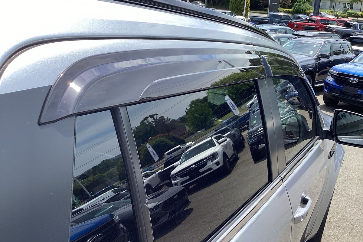 2025 Isuzu MU-X LS-T