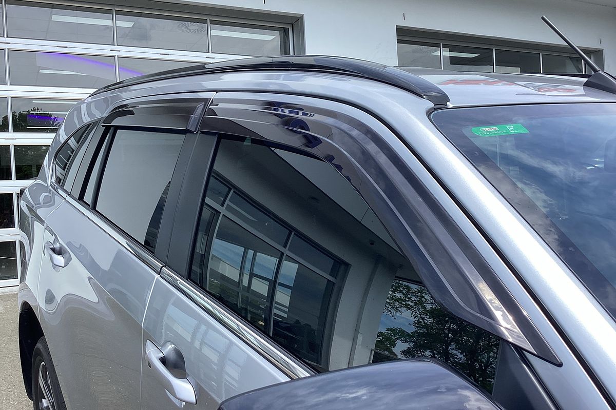 2025 Isuzu MU-X LS-T