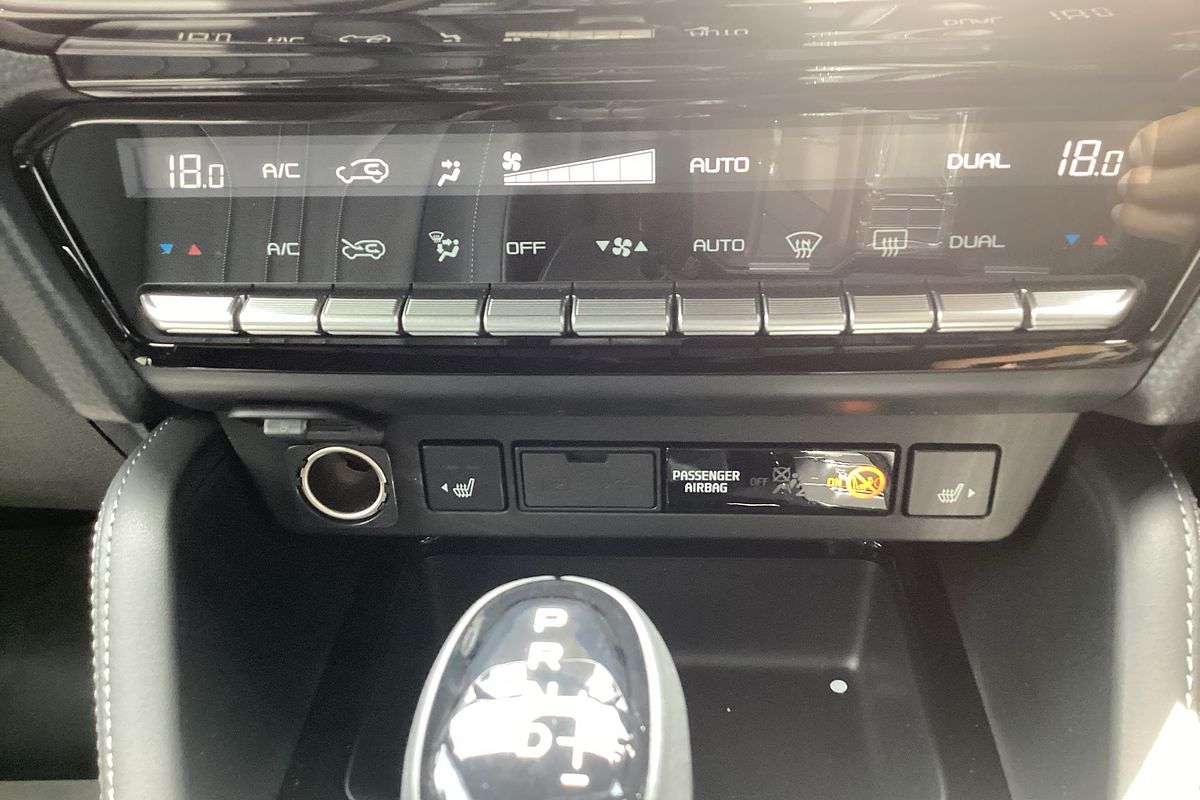 2025 Isuzu MU-X LS-T