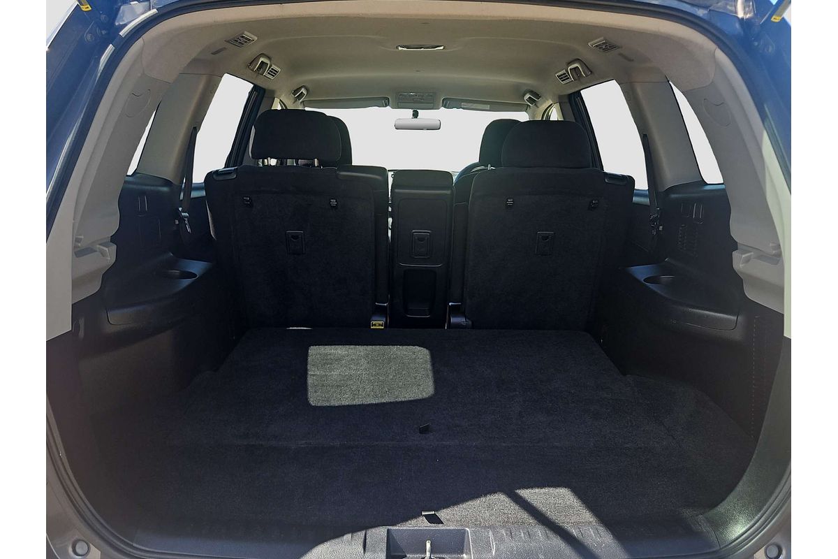 2013 Toyota Kluger KX-R GSU45R