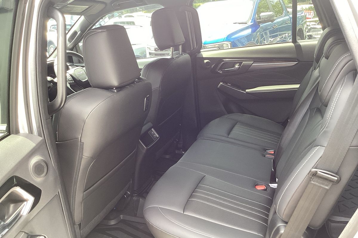 2025 Isuzu MU-X LS-T