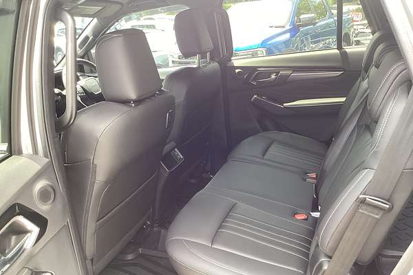 2025 Isuzu MU-X LS-T