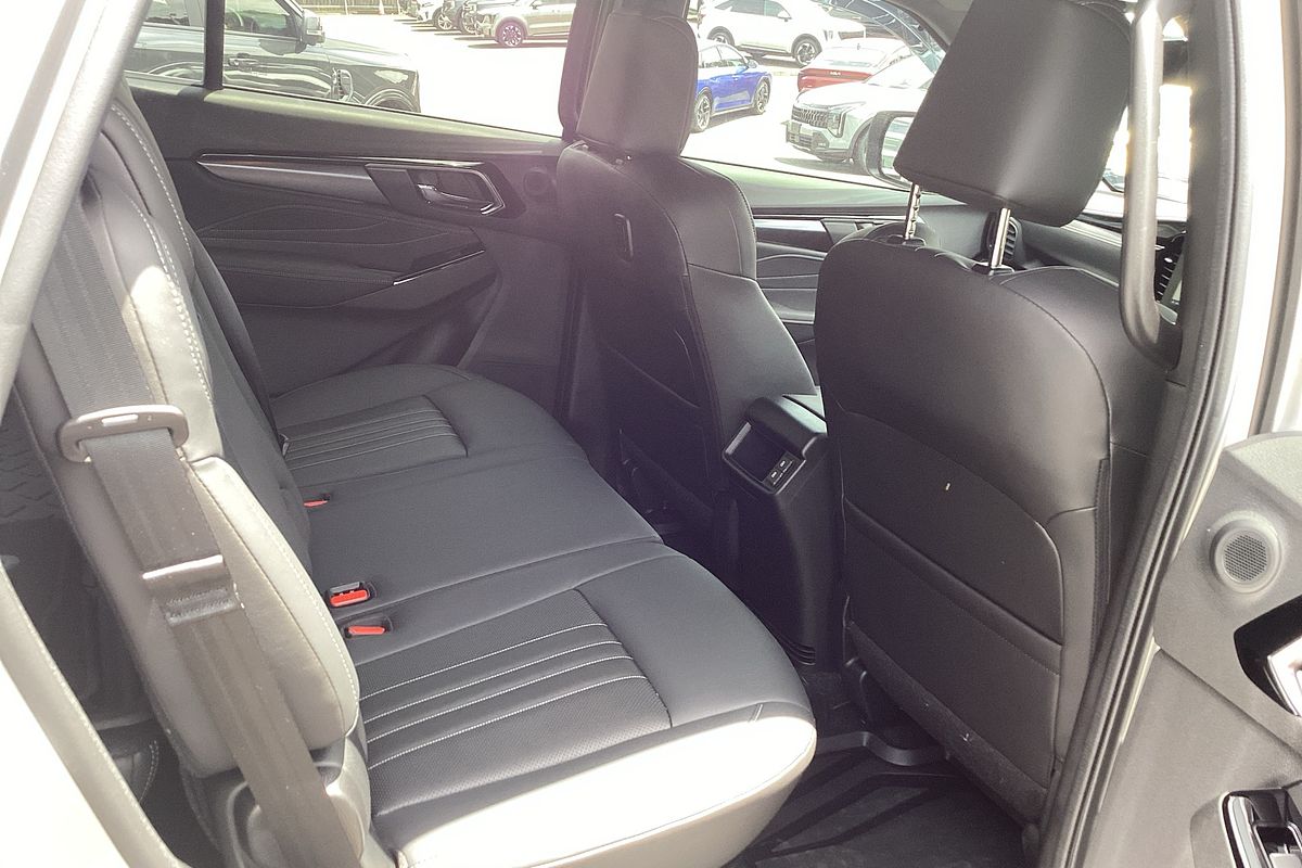 2025 Isuzu MU-X LS-T