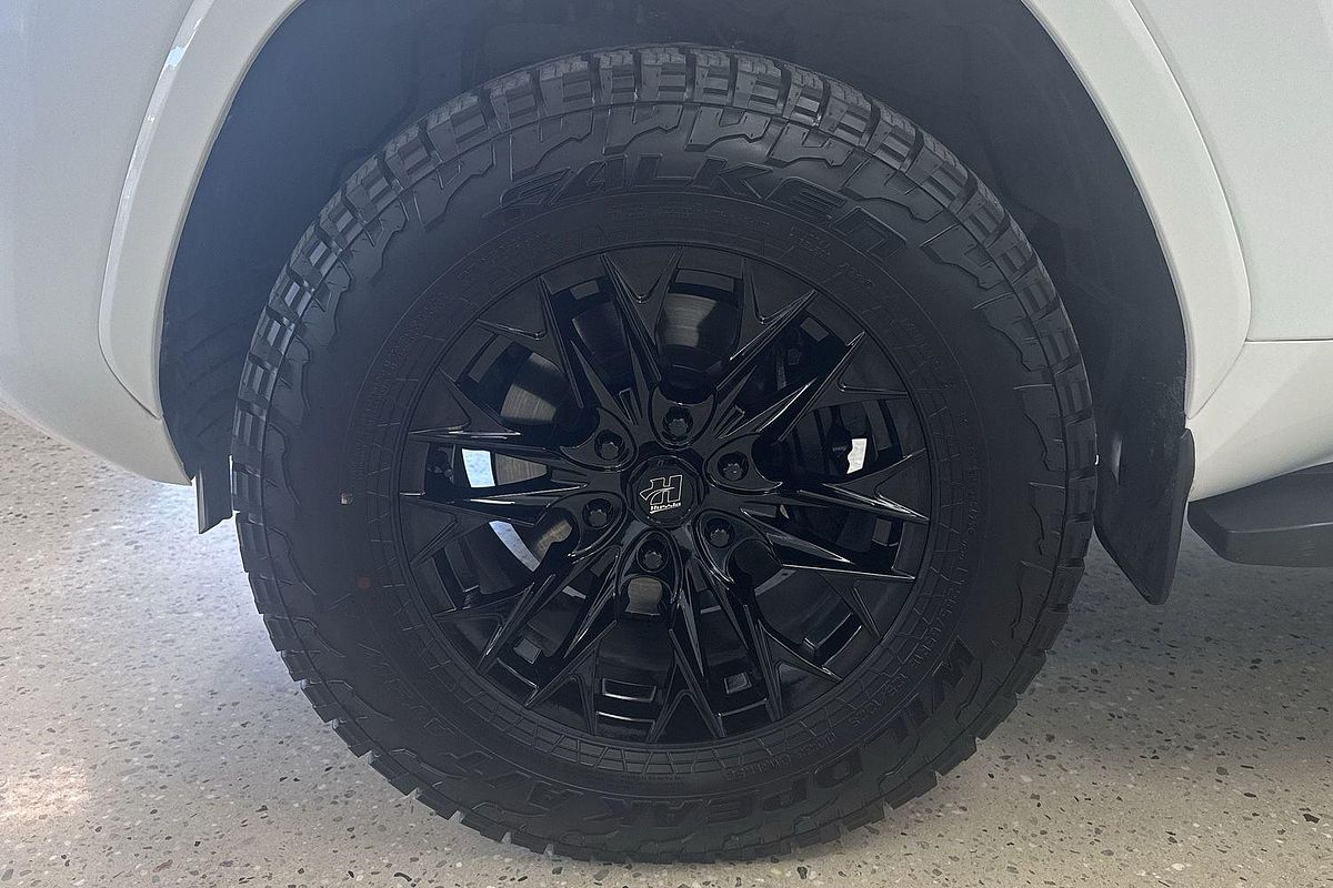 2022 Toyota Landcruiser Sahara FJA300R