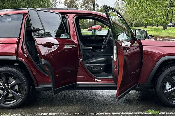 2024 Jeep Grand Cherokee Night Eagle WL