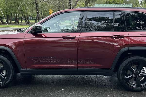 2024 Jeep Grand Cherokee Night Eagle WL