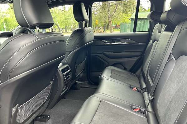 2024 Jeep Grand Cherokee Night Eagle WL