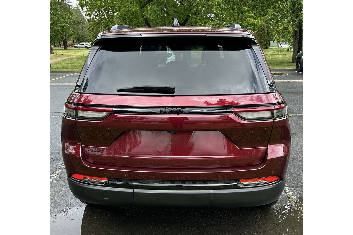 2024 Jeep Grand Cherokee Night Eagle WL