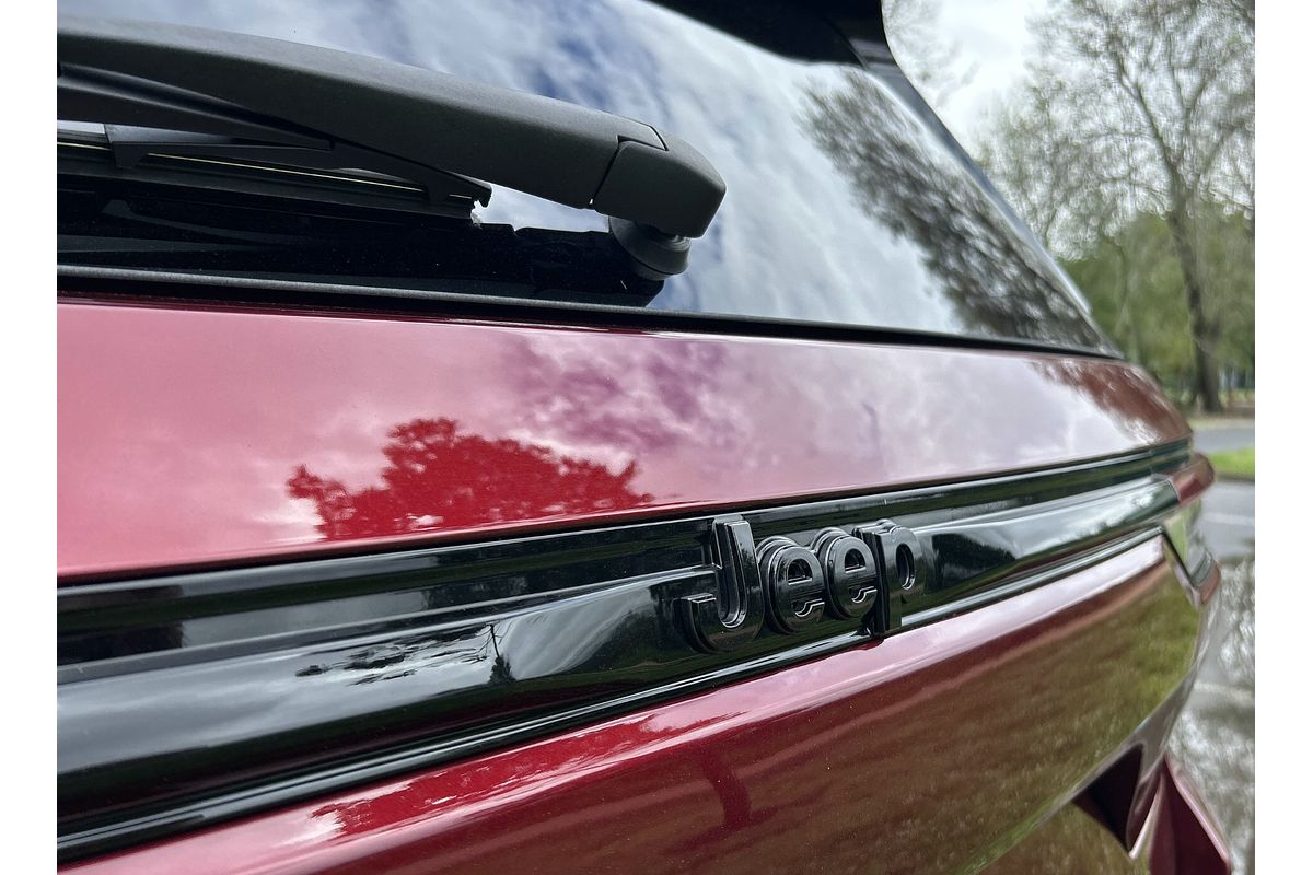 2024 Jeep Grand Cherokee Night Eagle WL