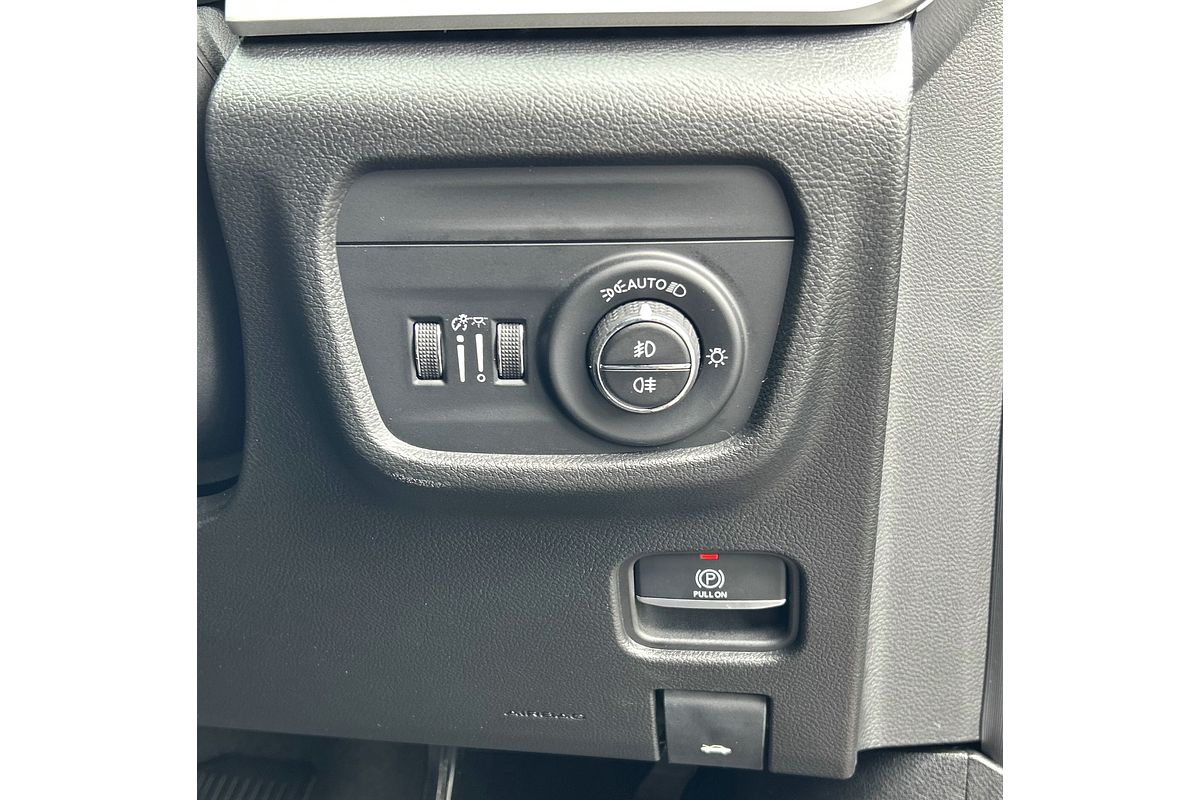 2024 Jeep Grand Cherokee Night Eagle WL