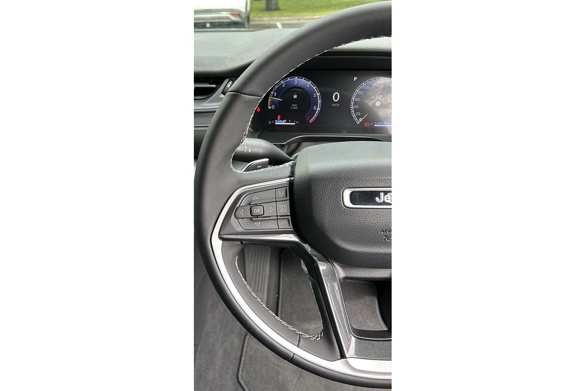 2024 Jeep Grand Cherokee Night Eagle WL